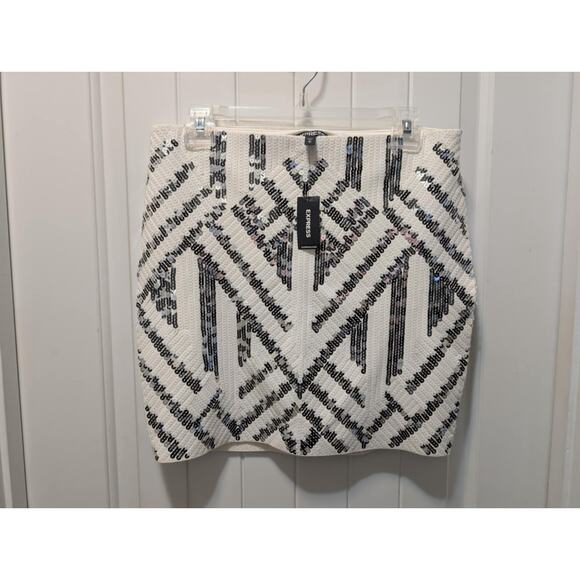 NWT! EXPRESS White Silver Aztec High Waisted Sequin Mini Skirt Bodycon Size M - Picture 1 of 12